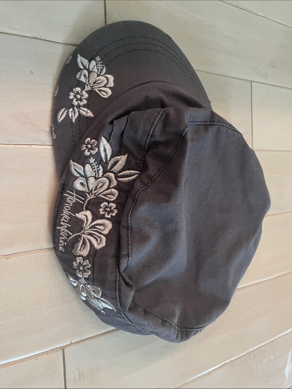 Honalua Wahine grey embroidered cap